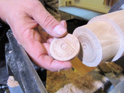 The textured lid for the pot within a vaccuum pot